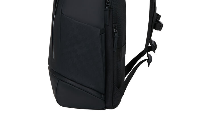 Verstecktes Rückenfach