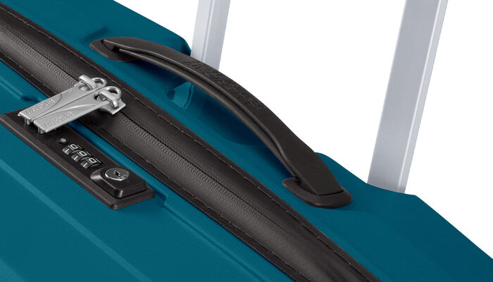 Fermeture éclair avec un revêtement hydrofuge