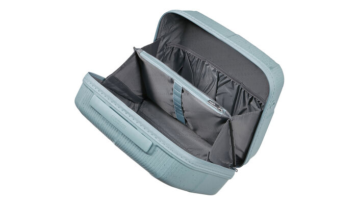 Komplett ausgestatteter Innenraum