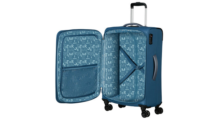 Voll ausgestatteter Innenraum: