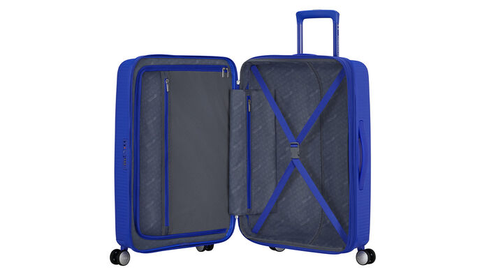 Organisation intérieure avec une poche  zippée supplémentaire