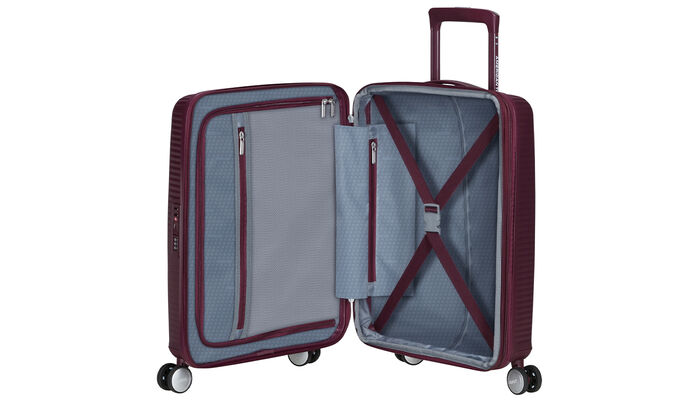 Innenorganisation mit zusätzlicher Reißverschlusstasche.