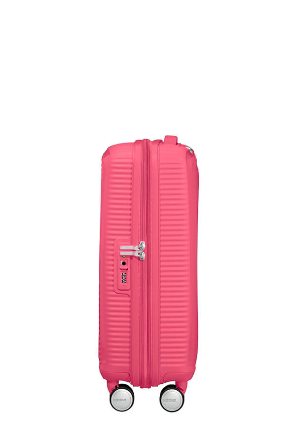 Soundbox Spinner Expandable 55cm Hot Pink | American Tourister Schweiz